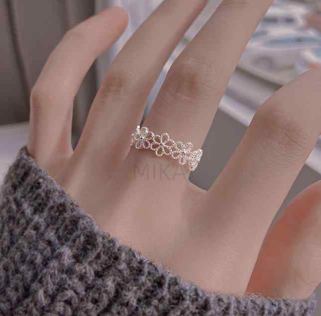 2023新作  INS 個性 レトロ  韓国風  デザイン感 指輪    ファッション  花柄  リング  アクセサリー