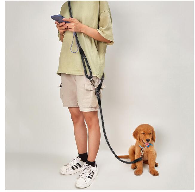 【パンダ犬】 スペイン製 高級犬用リード Amazon | 犬リード 二股小型犬用 肩掛け 腰に掛け ショルダー