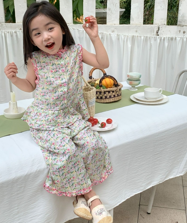 ins 夏新作  韓国風子供服   花柄  ベスト+ロングパンツ  セットアップ  女の子  2色