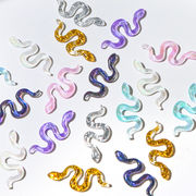 diy韓国風   飾り DIY素材   貼り付けパーツ  アクセサリー  蛇  樹脂  ネイルアート  ネイルパーツ 7色