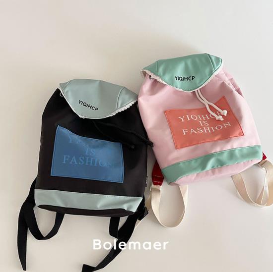 INS 韓国風  子供バッグ  鞄  カジュアル 幼稚園  お出かけバッグ かばん    子供用品  可愛い 4色