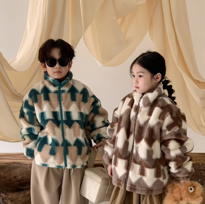 冬新作   韓国風子供服   厚手  トップス   もふもふ   コート  暖かい服    男女兼用  2色