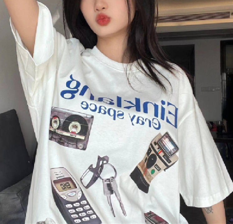 Tシャツ　アメリカンビンテージ　半袖　カジュアル　デイリーコーデ　韓国ファッション