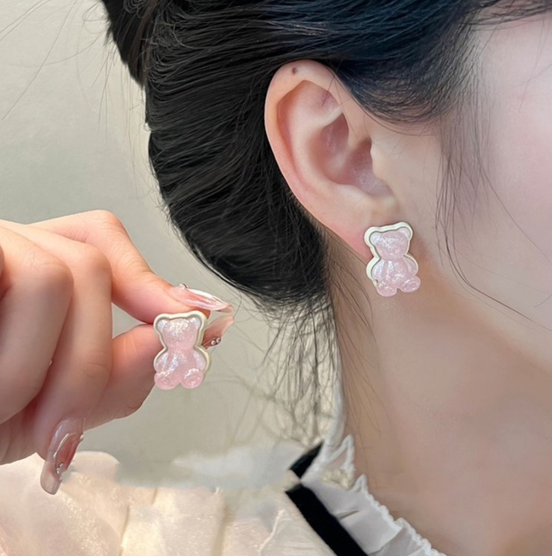 洗練された大人の横顔に 耳飾り ピアス レディース INS風 アクセサリー おしゃれ 韓国ファッション