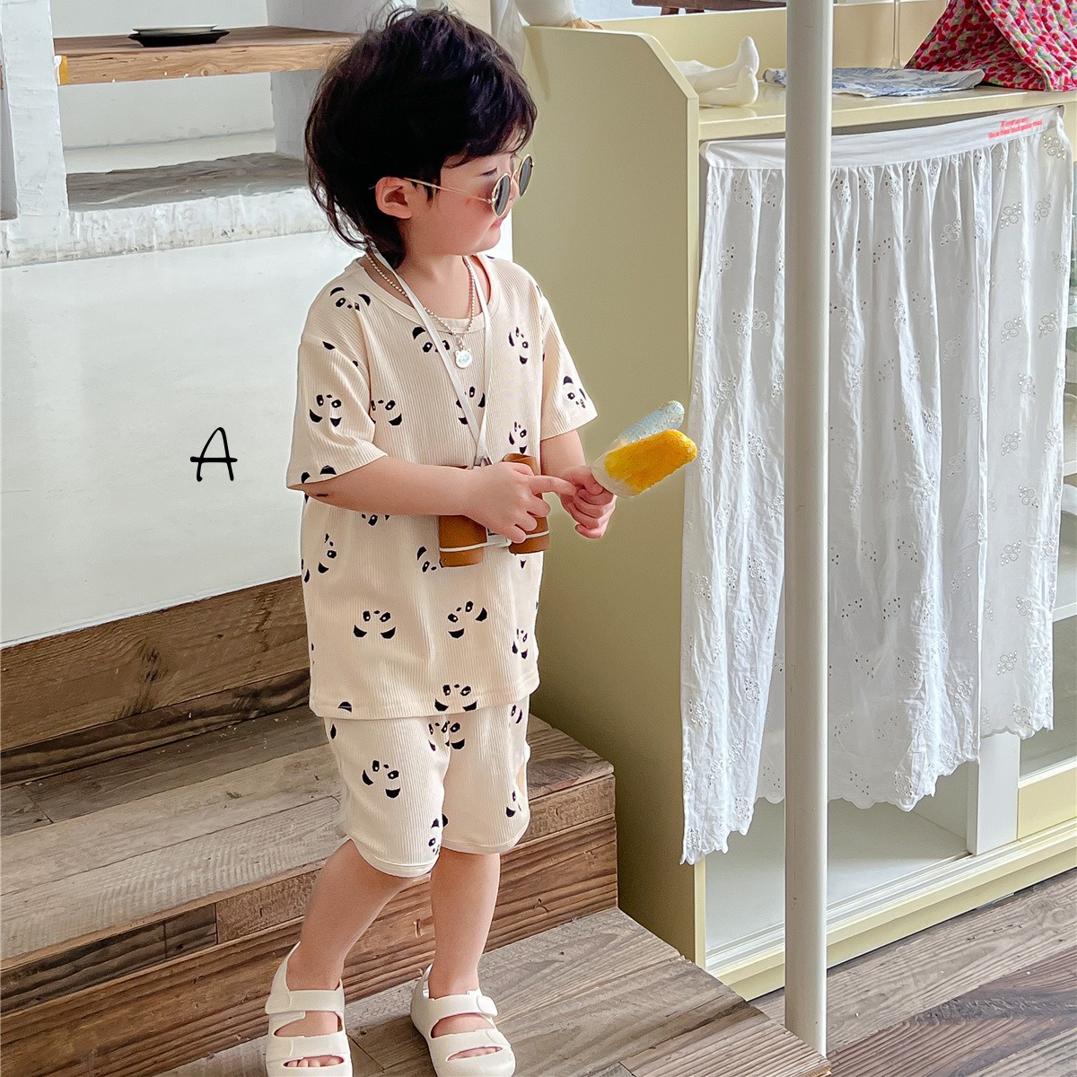 ★Pajamas★　子供パジャマ　キッズルームウェア　半袖　ショートパンツ　~140cm