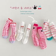★Kids Socks★　子供靴下　4枚セット　フリルソックス　刺繍れ　韓国キッズファッション