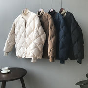 女性の綿パッド入りジャケット冬の新しいスタイルの綿の襟なしパッド入りジャケットショートコート