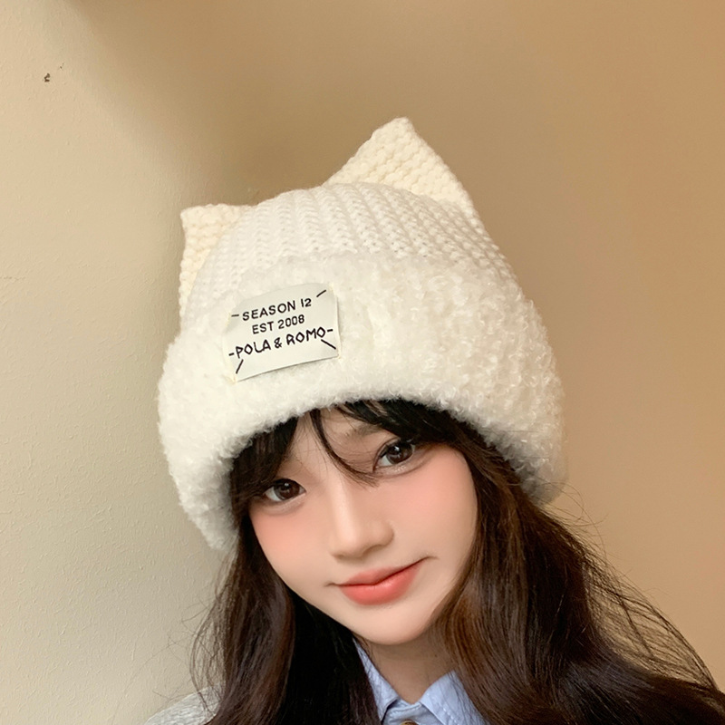 レディース帽子　ニット帽子　猫耳　デザイン　韓国ファッション　秋冬　全4色