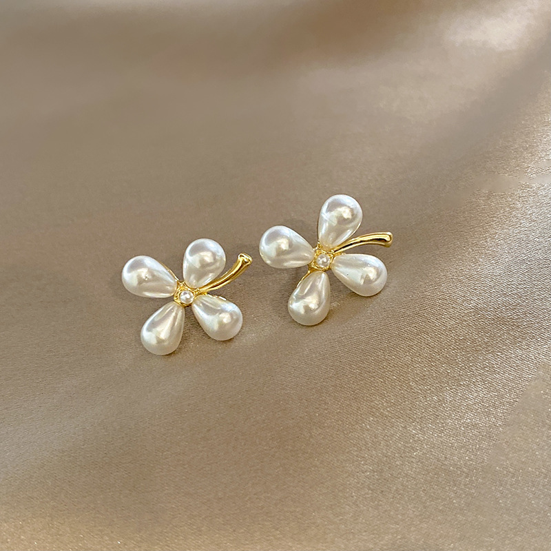 s925 シンプルでスタイリッシュ 花のイヤリング 女性の真珠のイヤリング アクセサリー