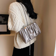 ショルダーバッグ　バッグ　チェーン　デザイン　韓国ファッション　レディース