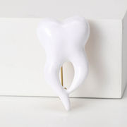 白い歯   歯のブローチ 健康な歯 かわいい 歯科 バッジ  ブローチ  歯 ジュエリー アクセサリー