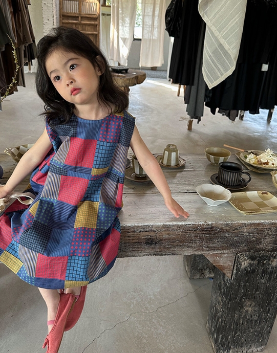 2024 ins 韓国風子供服  ベビー服 ワンピース  女の子  チェック柄  袖なし