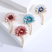 4色 ひまわりブローチ 日本のファッション花のブローチ洋服 女性 コサージュ アクセサリー 人気の植物ピン