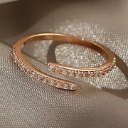 リング キラキラアクセサリー上品　指輪　大人指輪  おしゃれ リング 真鍮指輪 男女兼用 RANRAN