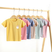 子供の半袖 無地Tシャツ 漫画のトップ 夏の半袖 韓国の子供服