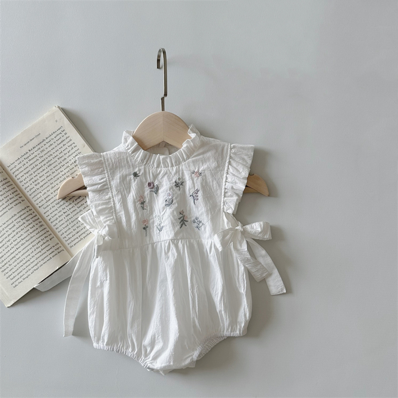 2024夏新作　ベビー服　刺繍花柄　立ち襟　ロンパース　サイドリボン　女の子　おしゃれ　可愛い　子供服