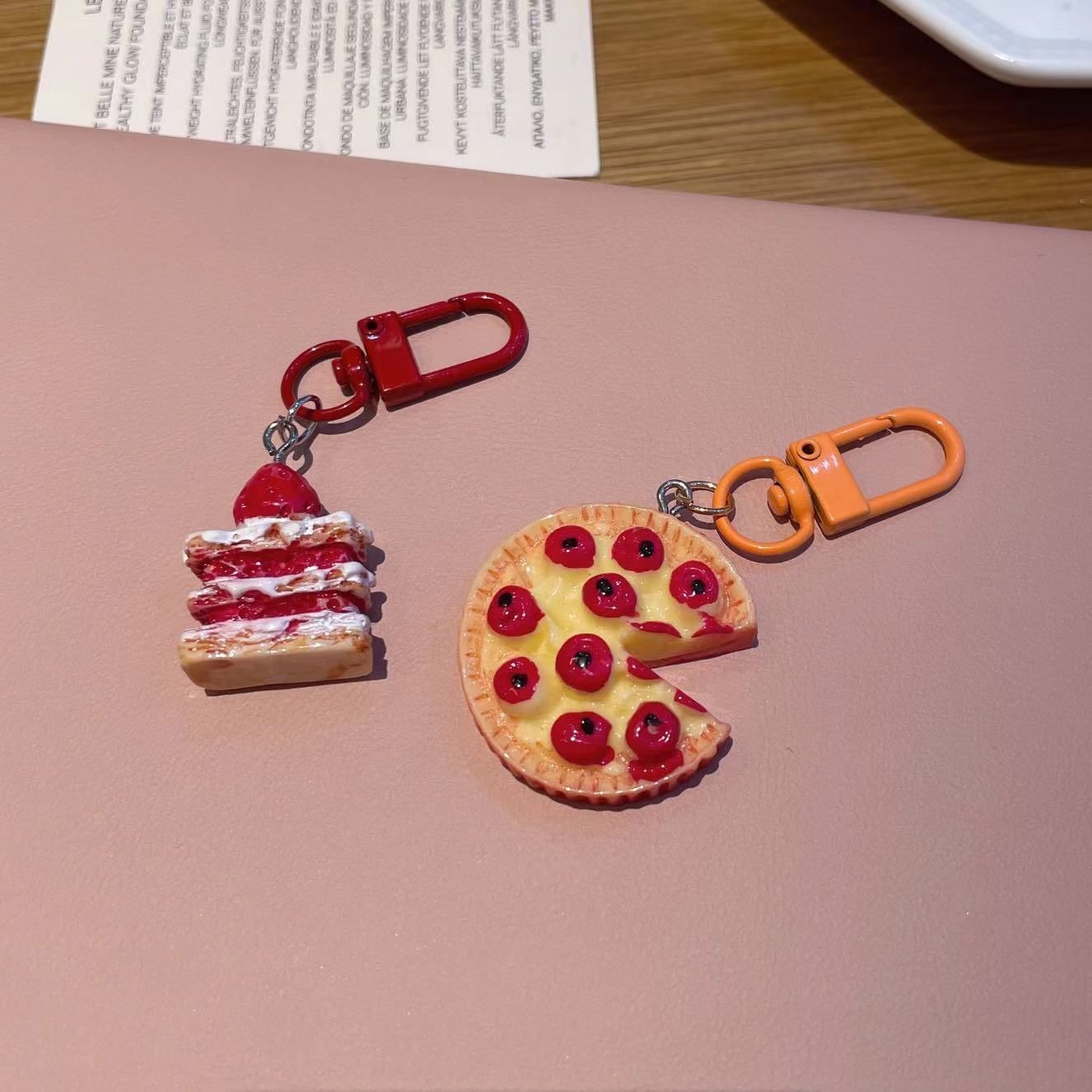 ❌苺好き(❁ᴗ͈ˬᴗ͈)新品　キーホルダー ❌苺好き(❁ᴗ͈ˬᴗ͈)新品 キーホルダー 【公式通販】