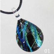 ThaiVetro　ガラスジュエリー ペンダント　Ｍサイズ