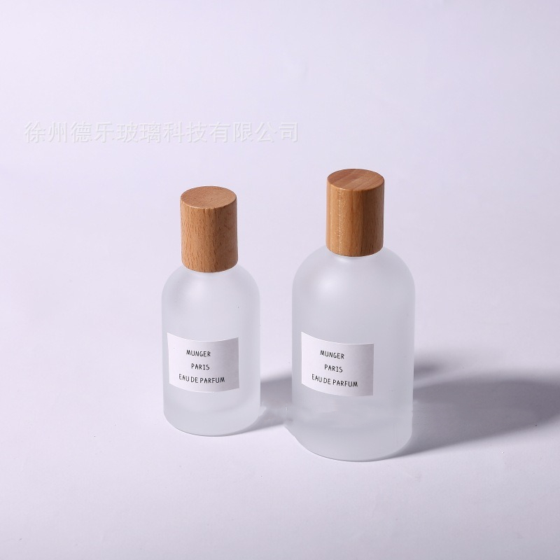 すりガラス 香水瓶 スプレーボトル 木蓋 30ml 50ml | 卸売 すりガラス 香水瓶 スプレーボトル 木蓋 30ml 50ml | 卸売