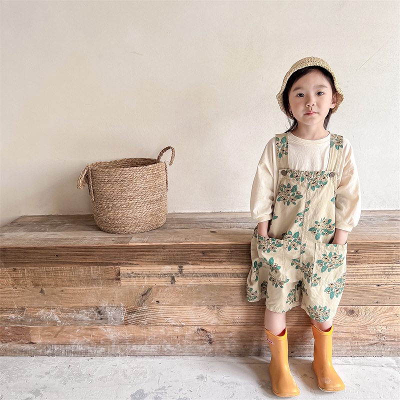 2025 夏新作 韓国子供服 INS 夏服 人気 文芸風 サロペット 水洗棉 五分ズボン ショートパンツ 2色