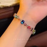 新しい色の水晶の腕輪のネックレス高級なビーズの手のアクセサリーを飾ります