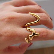 サージカルステンレス指輪　リング　アクセサリー　金属アレルギー対応　ファッション　18kコーティング