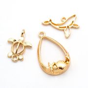 オリジナル/クジラ/海亀/シェル/アンティークパーツ/夏アクセサリー/マリン/海の生き物/レジン台座