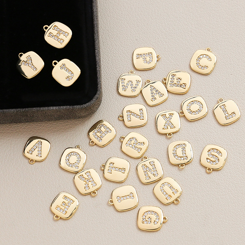イニシャルパーツ シンプル バッグチャーム アルファベット アクセサリーパーツ キーホルダー キラキラ