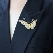 ブローチ　アクセサリー　ビンテージ　デザイン　ファッション