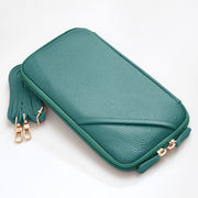 MOMO　牛革エンボス　縦横2WAY　サコッシュ　スマホショルダーバッグ　AN-3220　グリーン