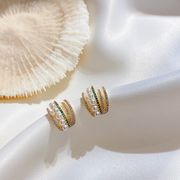 パールイヤーカフ　アクセサリー　デザイン　韓国ファッション　片耳用