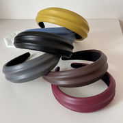 カチューシャ　ヘアアクセサリー　レディース　デザイン　韓国風　髪飾り