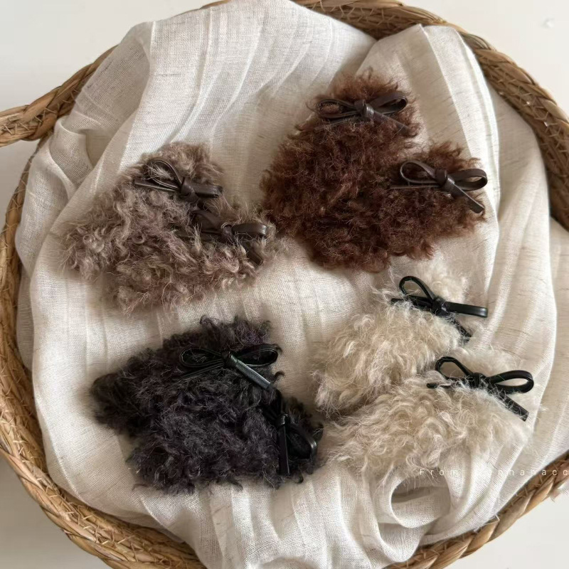 2025年新品★髪飾り　アクセサリー★