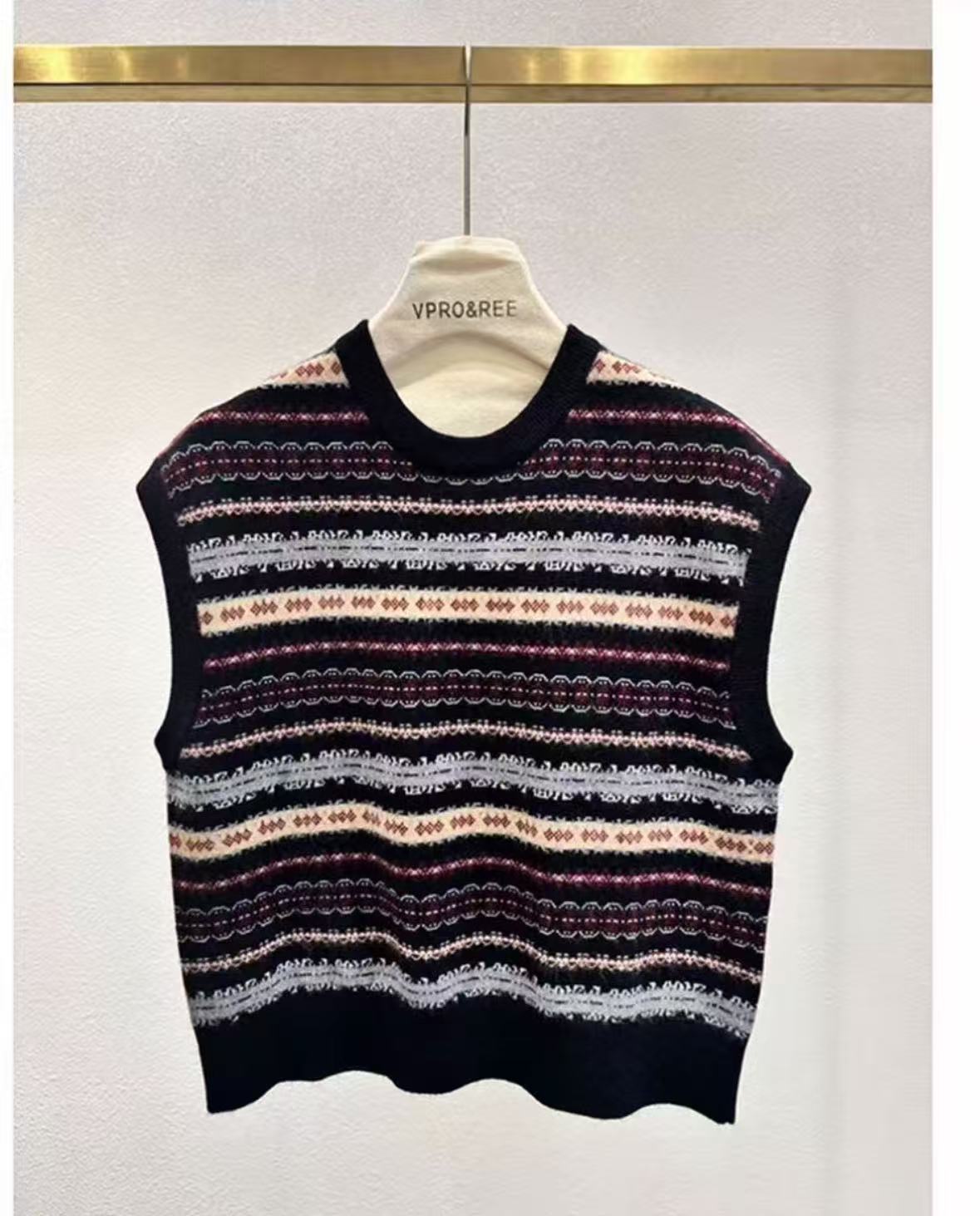 カラーフル・ジャカード クルーネック カシミアベスト