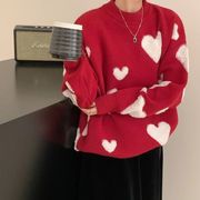 ハート柄セーター　デザイン　韓国ファッション　かわいい