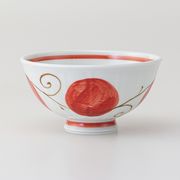 〈ＳＡＬＥ〉【波佐見焼】 丸紋唐草 軽面軽量飯碗 中・赤　日本製