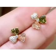 レーディス エレガント キラキラ三つ葉 デザイン ピアス 　e0201