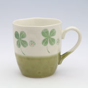 「毎日使う器」　四季草花　マグ（緑）