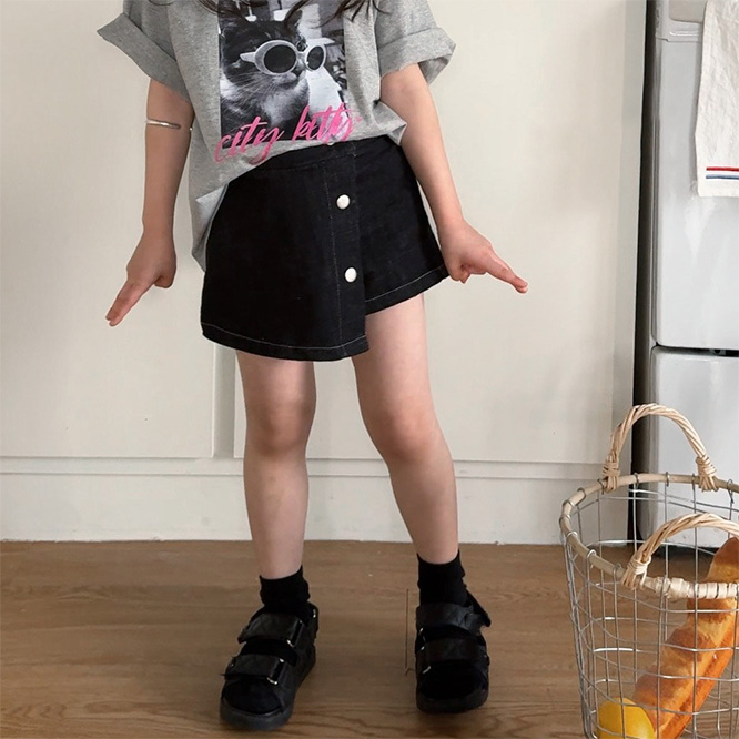 2026春※KRT☆ストレッチ ブラック デニムショートパンツ ミニ丈 スカートパンツ