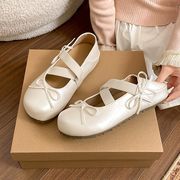 シューズ　パンプス　秋冬　デザイン　韓国ファッション　INS