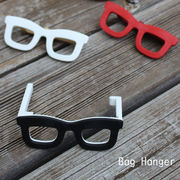 カバンの置き場に困らないバッグハンガー！ Bag Hanger Glasses（グラス）