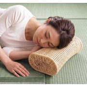 懐かしの籐の枕