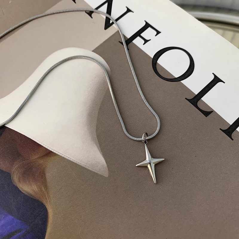 日本と韓国 ファッション かわいい  星  ネックレス  レディース ネックレス 星アクセサリー