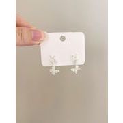 バタフライモチーフピアス　アクセサリー　韓国ファッション　ピアス
