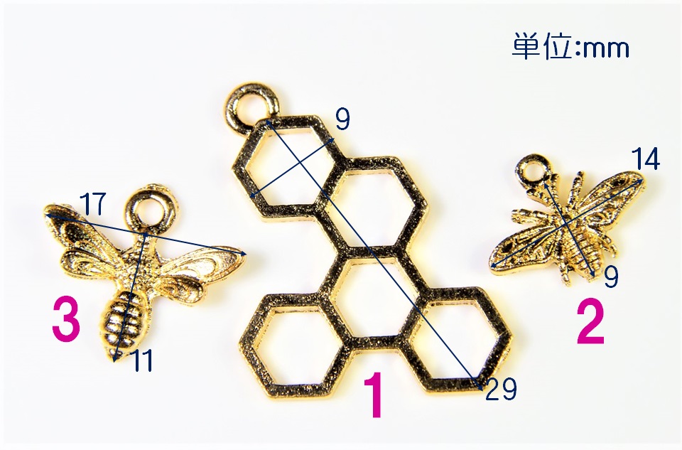 アンティークパーツ/春夏アクセサリー/蜂ハチ/蜂の巣/ハニカムチャーム