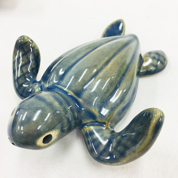 値下げ】ウミガメ（ホヌ）の陶器オブジェ【GA-3】 | 卸売・ 問屋