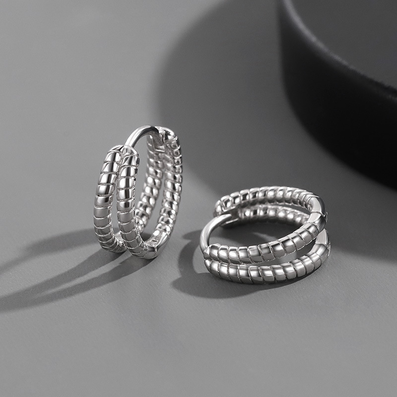 John Hardy 片耳フープピアス