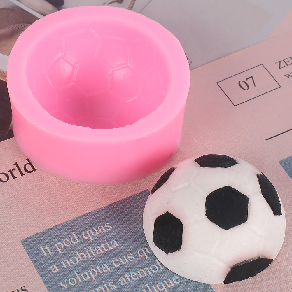 激安アロマキャンドル DIY素材 シリコンモールド サッカー ボール レジン資材 装飾 手作りゴム型 UVレジン