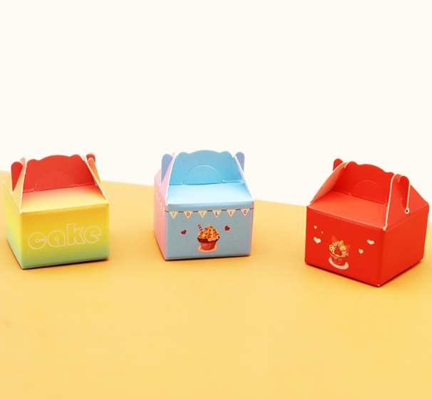 ins   模型   モデル    ミニチュア    インテリア置物    デコレーション  箱+ケーキ  おもちゃ  3色