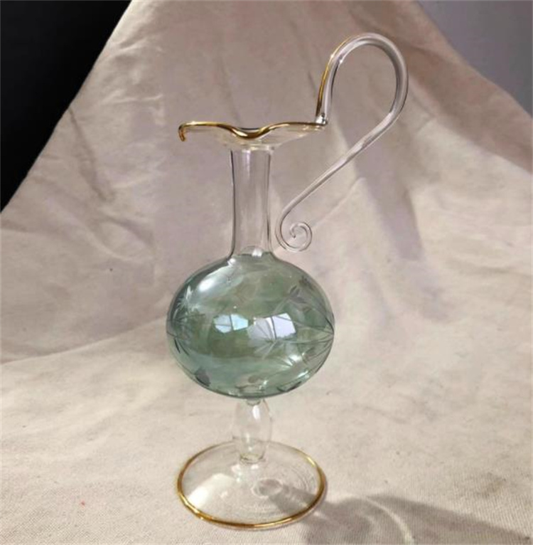 お時間限定SALE ガラスの花瓶 雕花 手作り 異形の花瓶 置物 贈り物 カップルのプレゼント 大人気